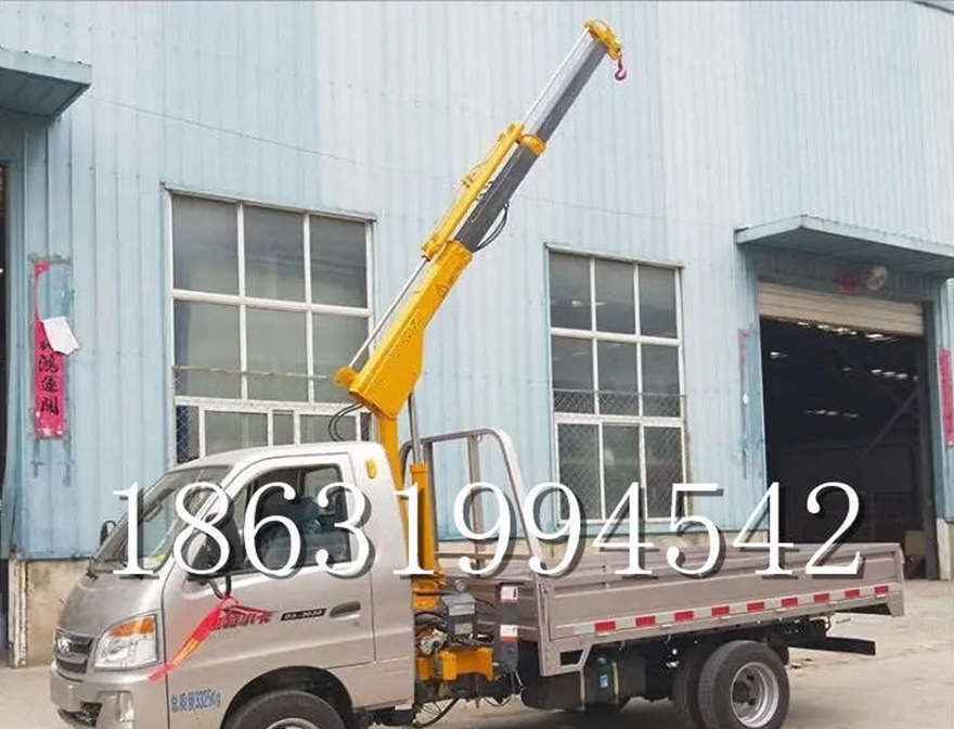 镶黄旗车载吊机车载履带式液压车载吊机绞盘小型履带吊货车轻卡多少钱